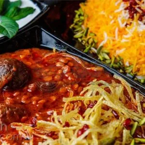 قیمه با سیب زمینی